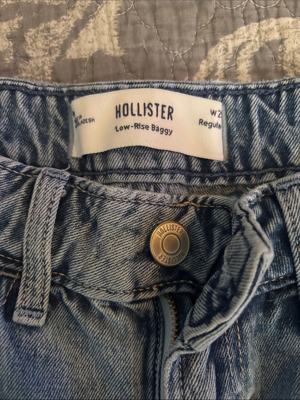 Hollister Light Blue Low-Rise Baggy Jeans - Flare/Wide Leg